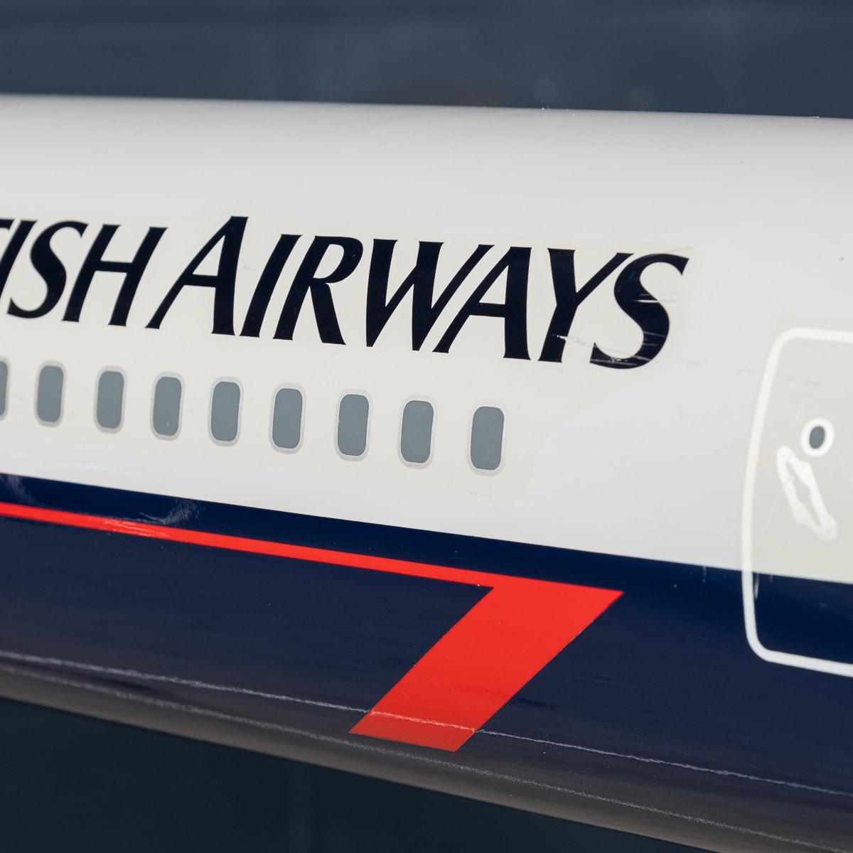 Grand Boeing 757 du 20e siècle, utilisé comme compagnon de terrestre de British Airways par des modèles spatiaux en vente 2