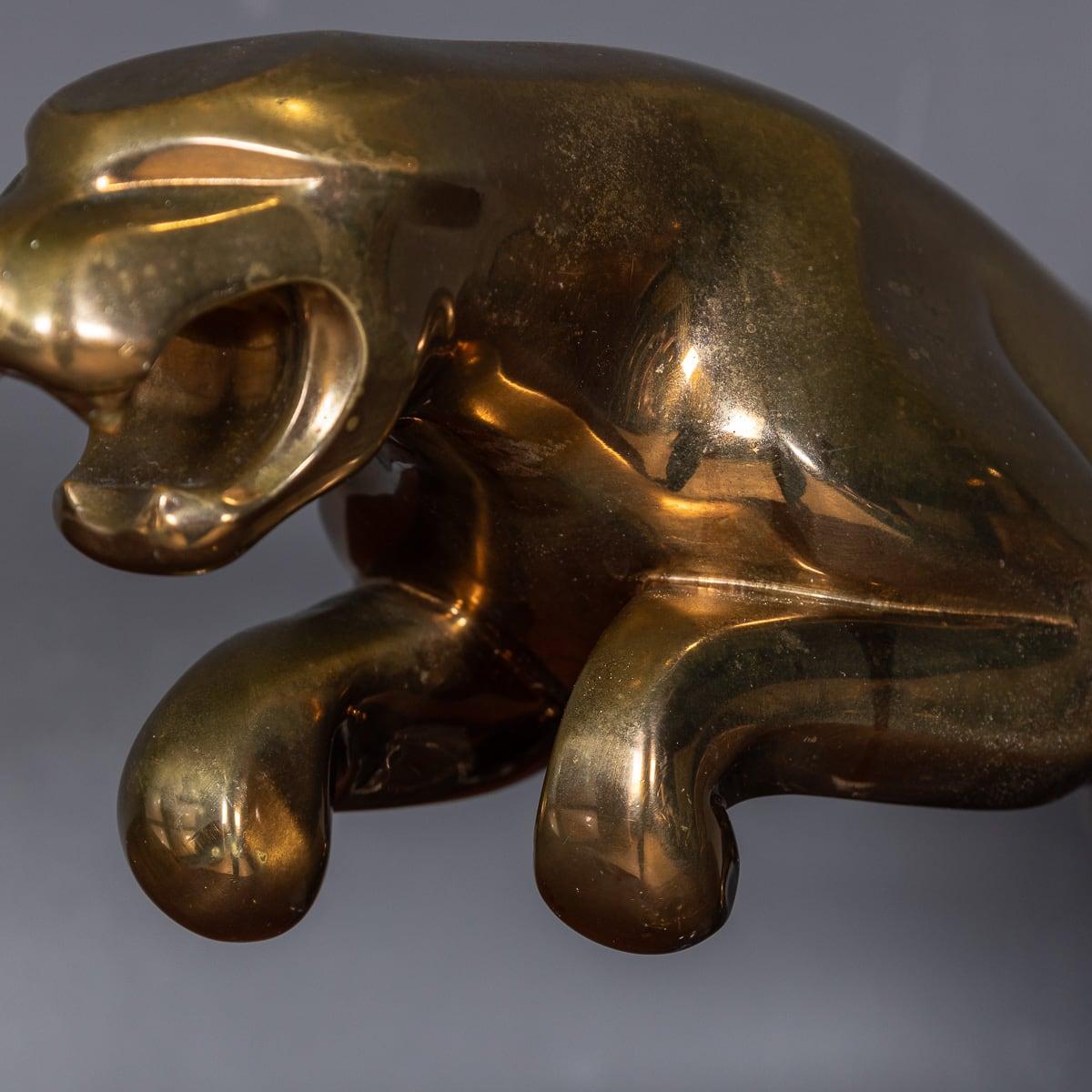20th Century Large Bronze Jaguar Showroom Model On A Marble Plinth c.1970 8