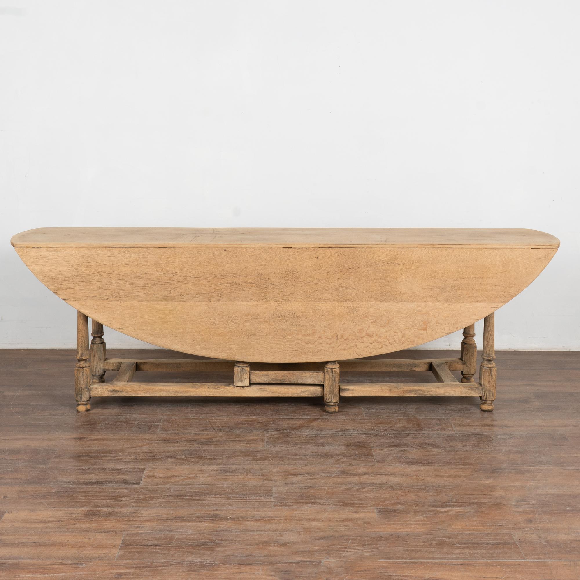 20th Century Large French Bleached Oak Gateleg Dining Table Console Table In Good Condition In Round Top, TX