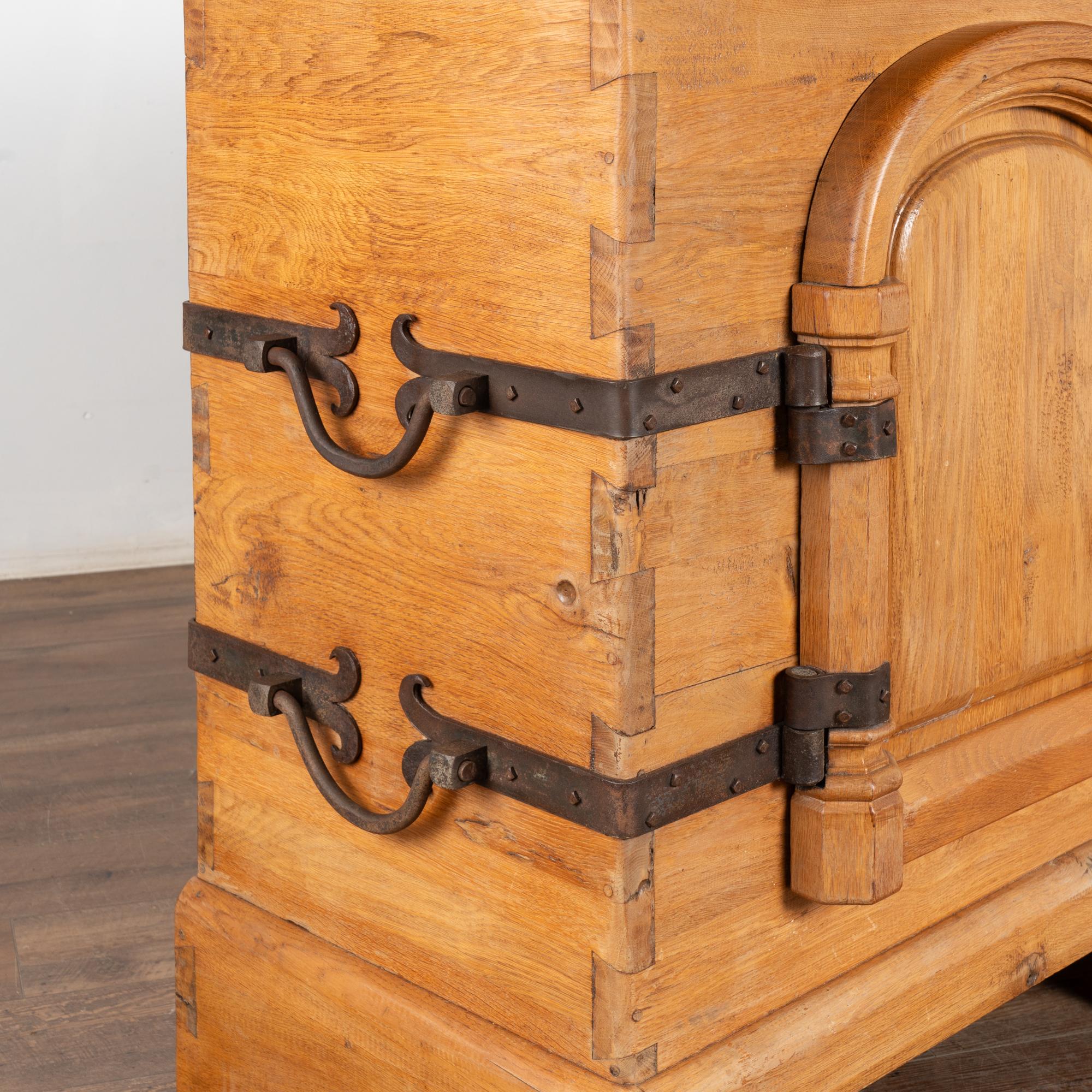 20th Century Large French Oak Sideboard Serving Buffet Store Counter or Bar For Sale 3