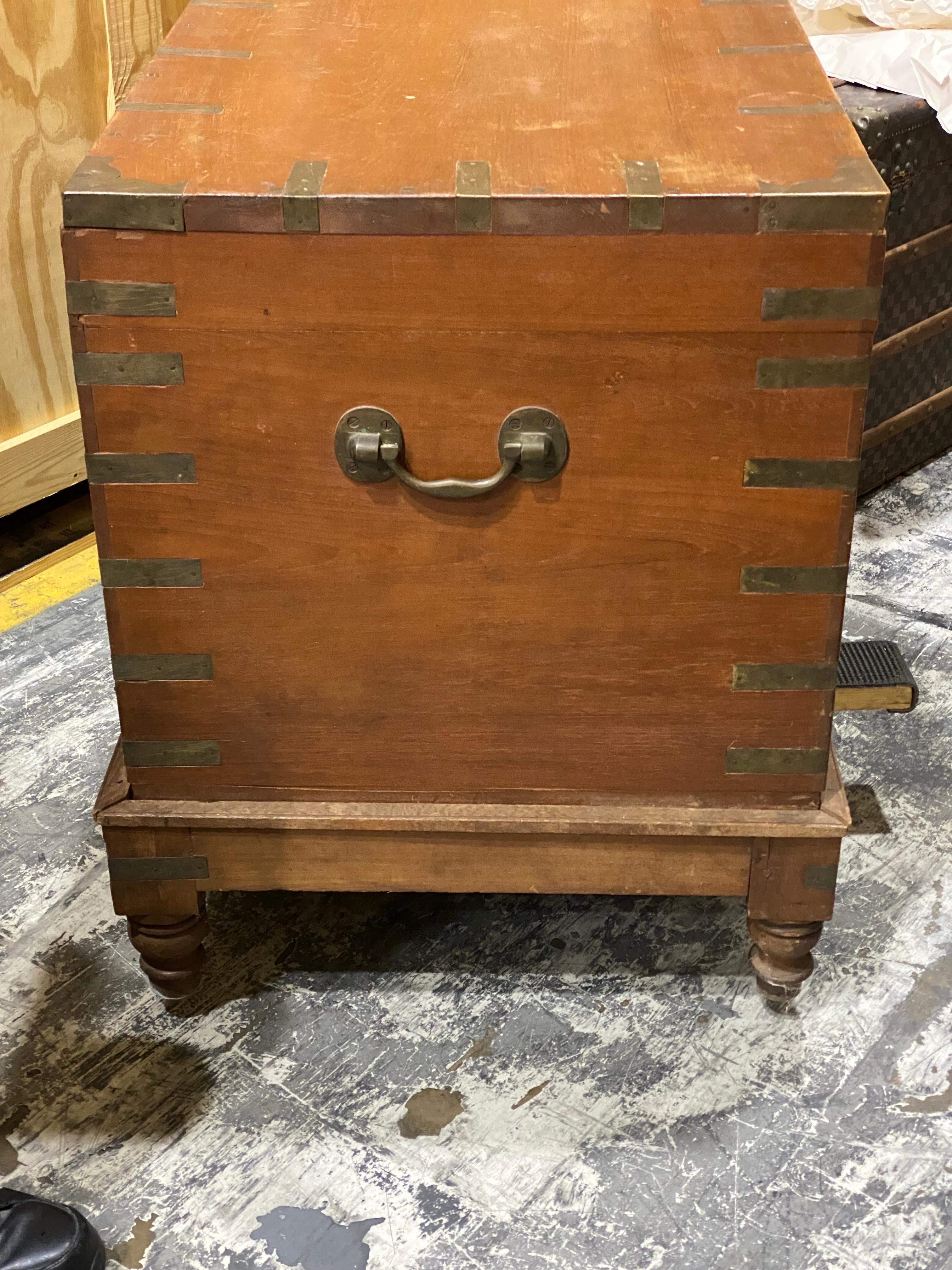 20th Century Large French Simple Wooden Trunk/ Blanket Chest In Good Condition In Southampton, NY