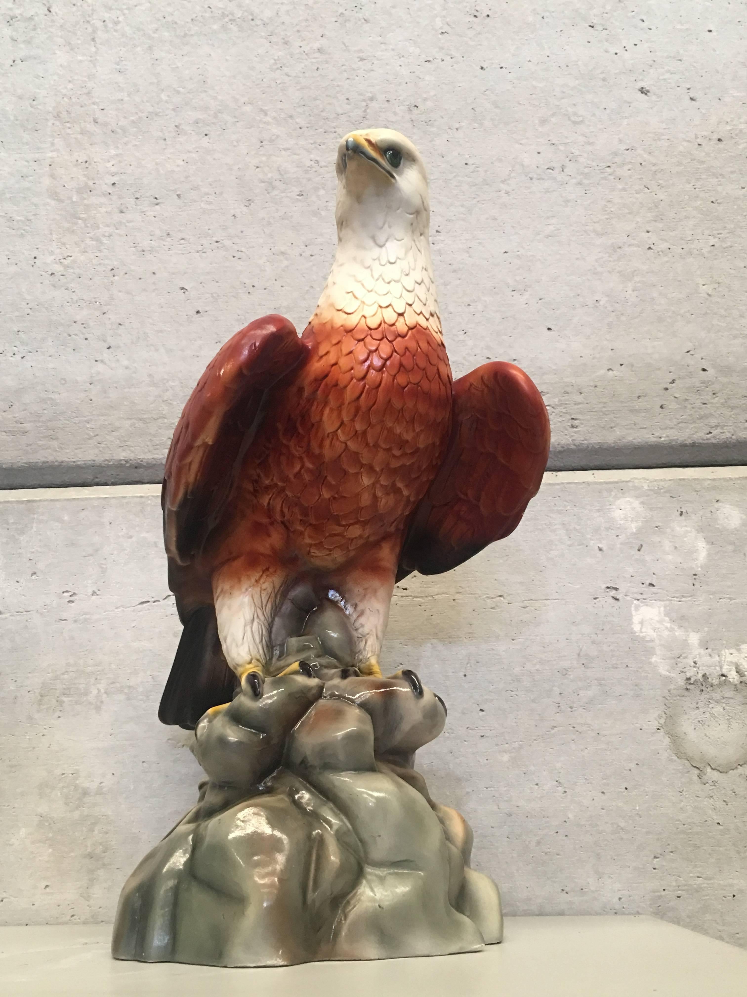 20th Century Large Italian Glazed Terra Cotta Eagle In Excellent Condition For Sale In Miami, FL