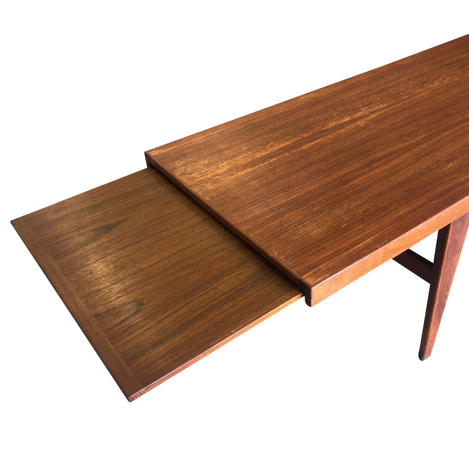 20th Century Danish Teak Coffee Table - Large Vintage Scandinavian Side Table For Sale 1