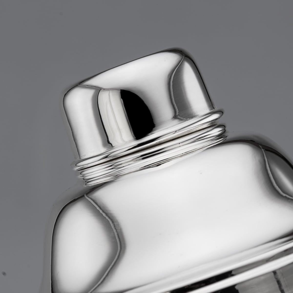 Großer versilberter Cocktailshaker des 20. Jahrhunderts von Dunhill aus London im Angebot 1