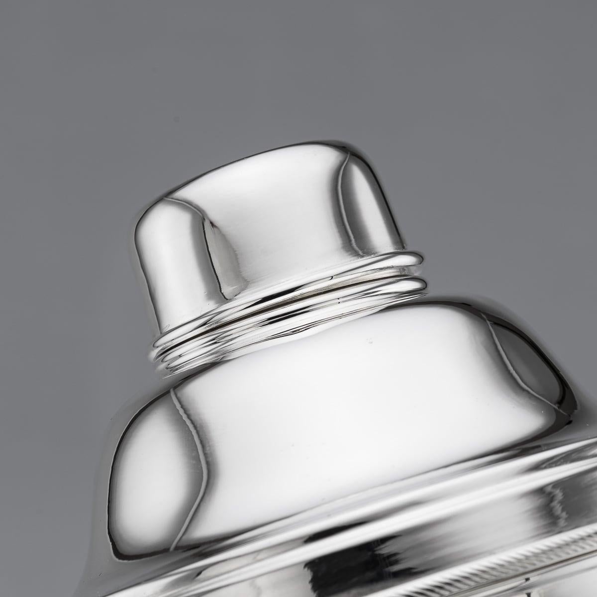 Großer versilberter Cocktailshaker des 20. Jahrhunderts von Dunhill aus London im Angebot 2