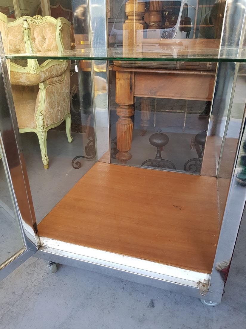 European 20th Century Large Size Chrome Mobile Shop Display Cabinet For Sale