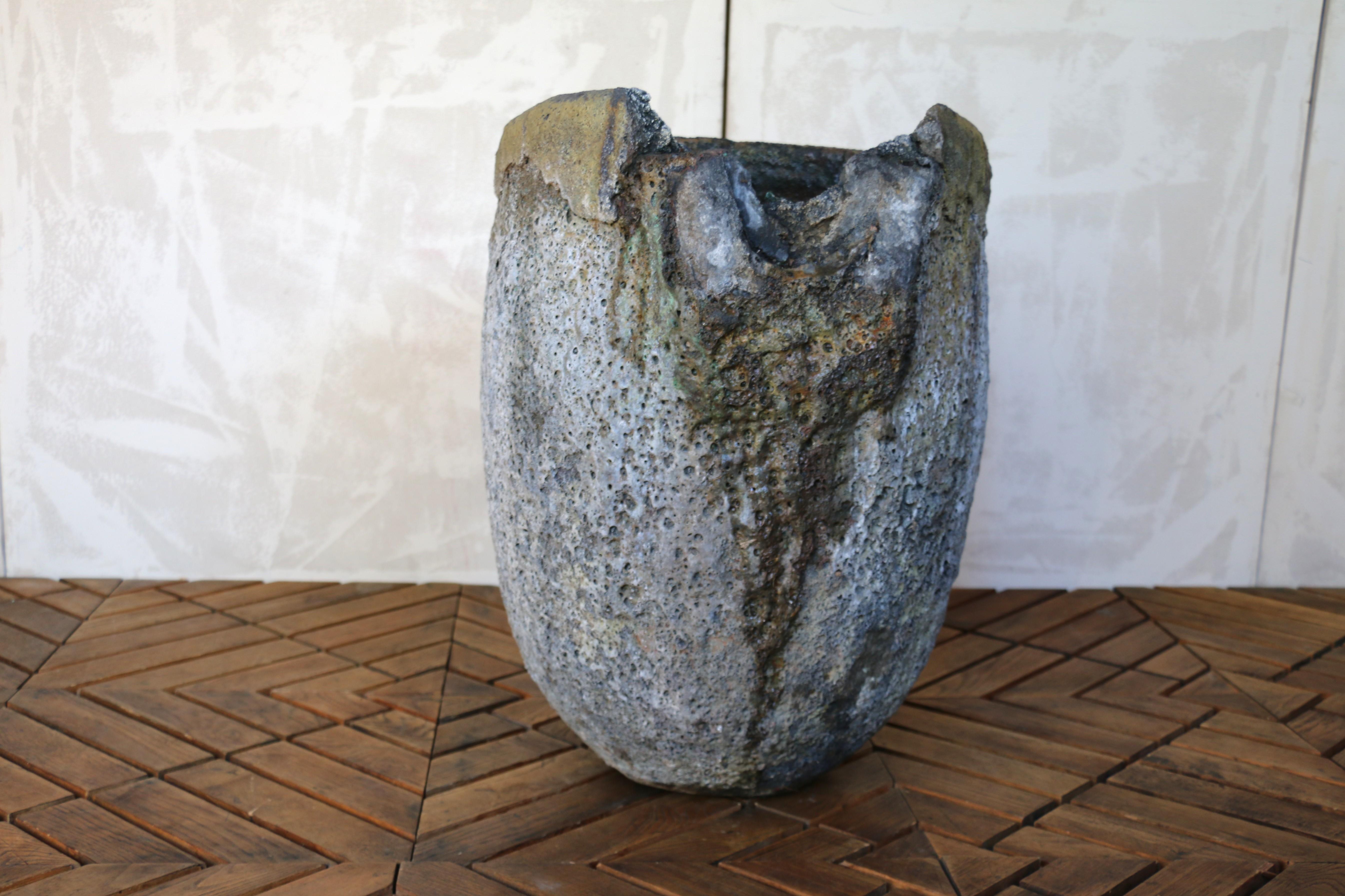 American 20th Century Large Vintage Foundry Crucible – Natural Lava Stone Form For Sale