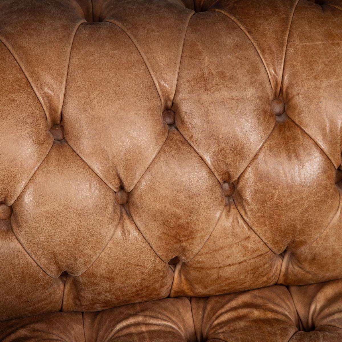 20th Century Leather Chesterfield Sofa with Button Down Seat, circa 1970 15
