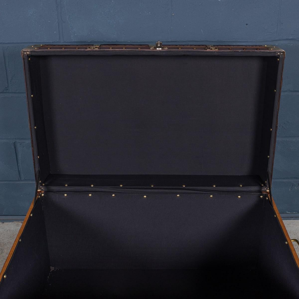 20th Century Leather Clad English Army / Navy Style Trunk For Sale 5