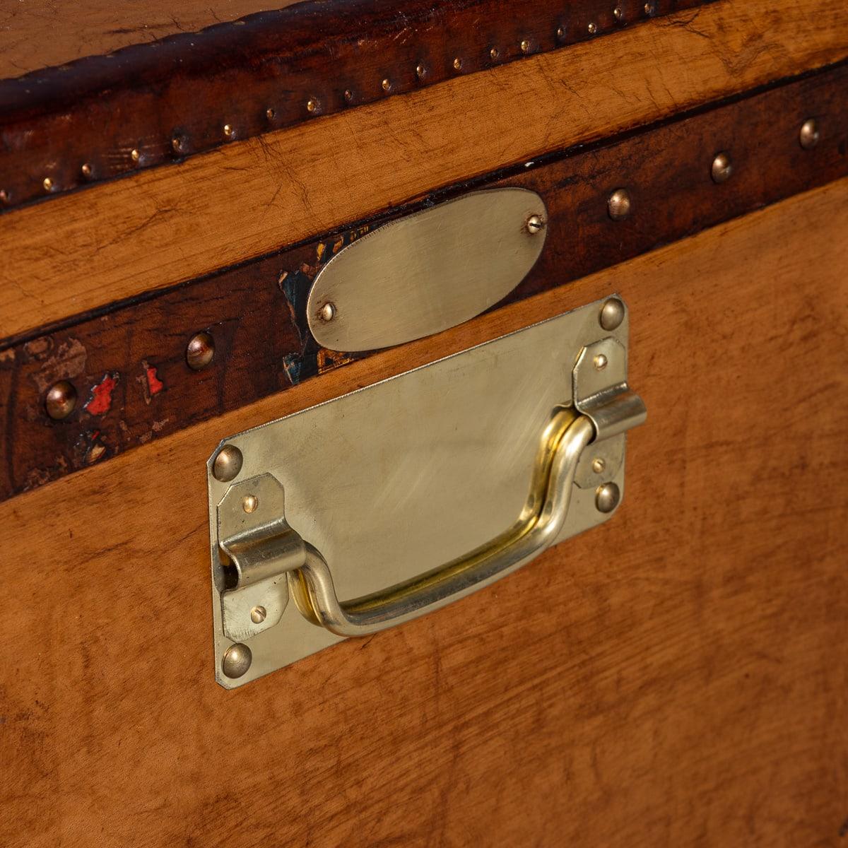 20th Century Leather Clad English Army / Navy Style Trunk For Sale 9