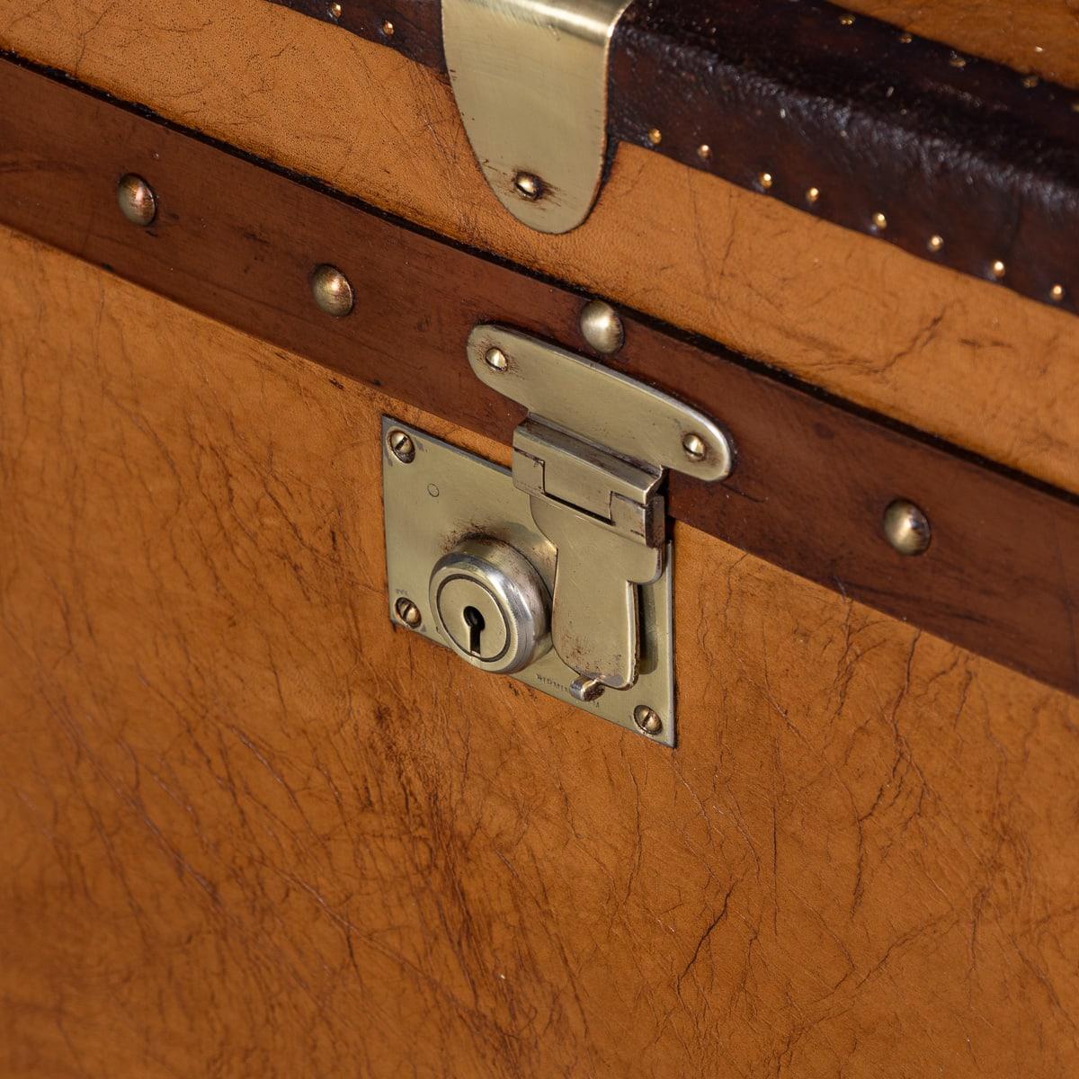 20th Century Leather Clad English Army / Navy Style Trunk For Sale 13