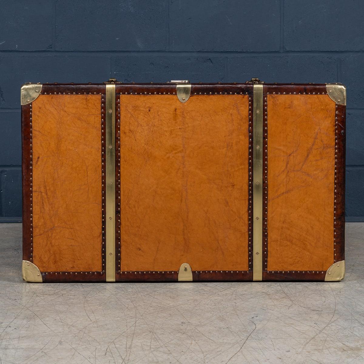 20th Century Leather Clad English Army / Navy Style Trunk For Sale 1