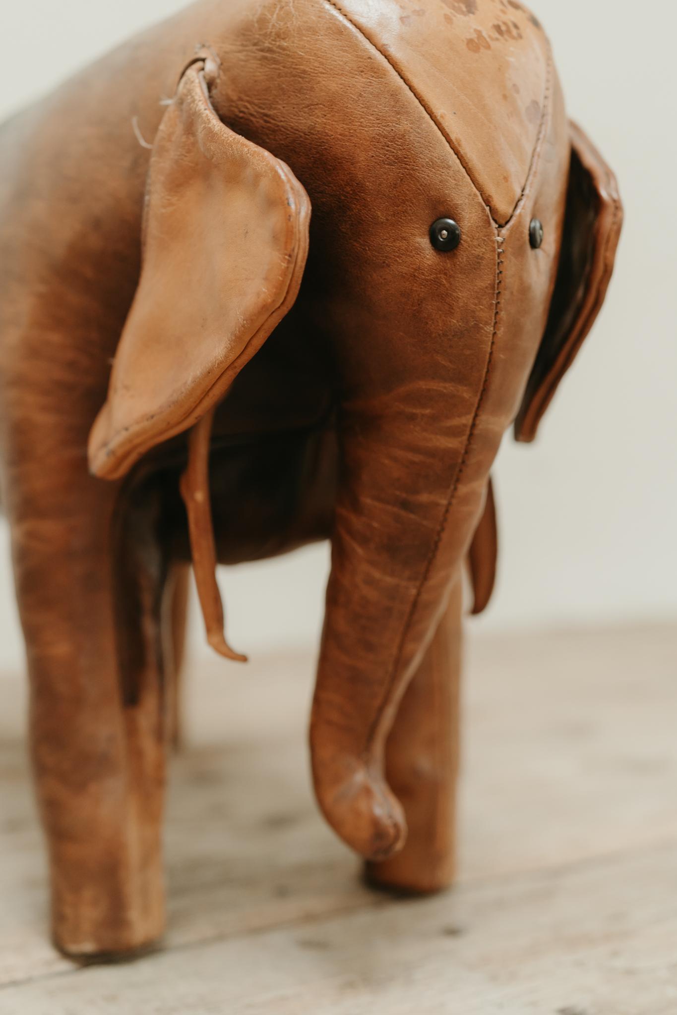 20th century leather elephant Omersa pouf 6