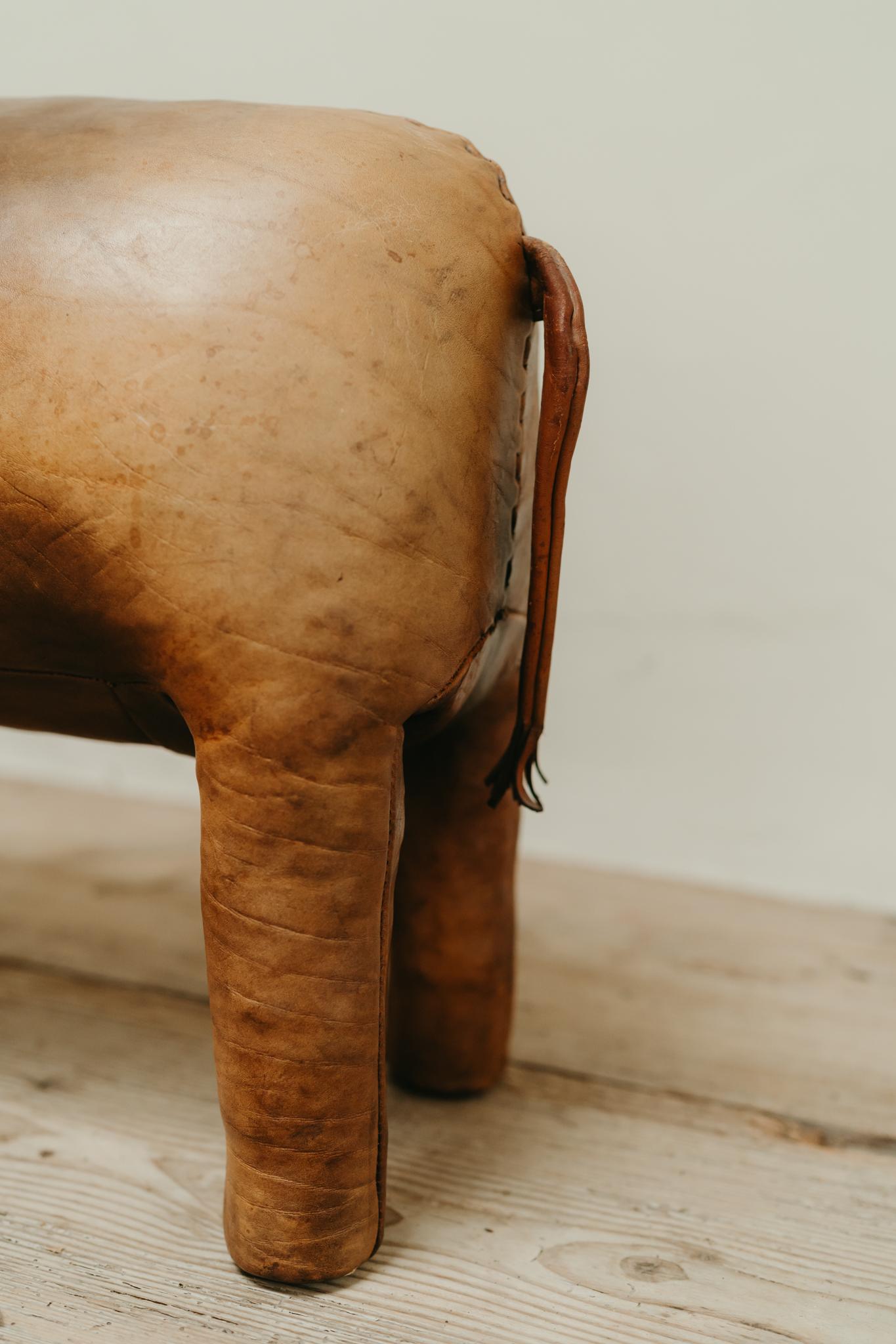 20th century leather elephant Omersa pouf 8