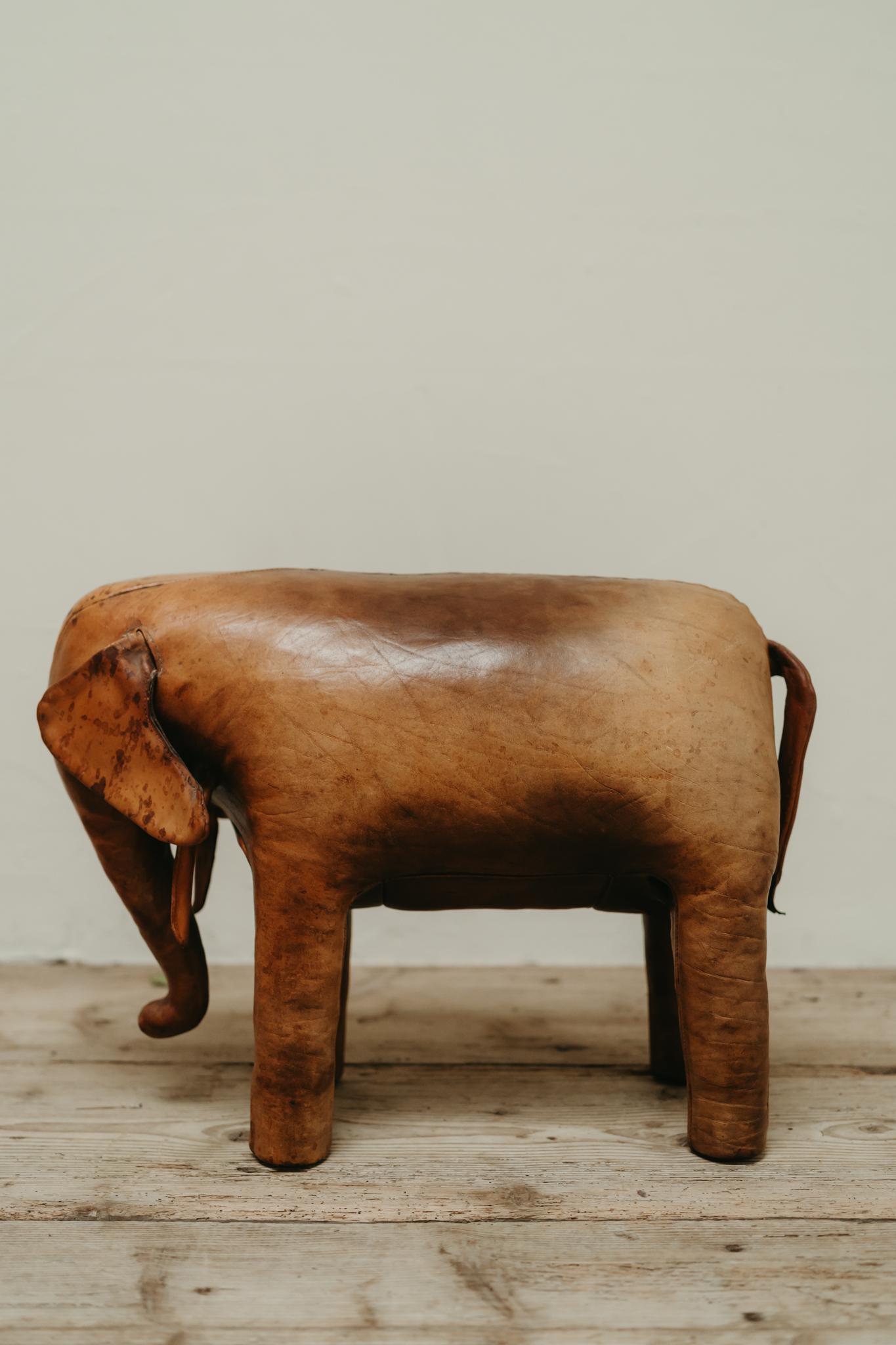 20th century leather elephant Omersa pouf 2