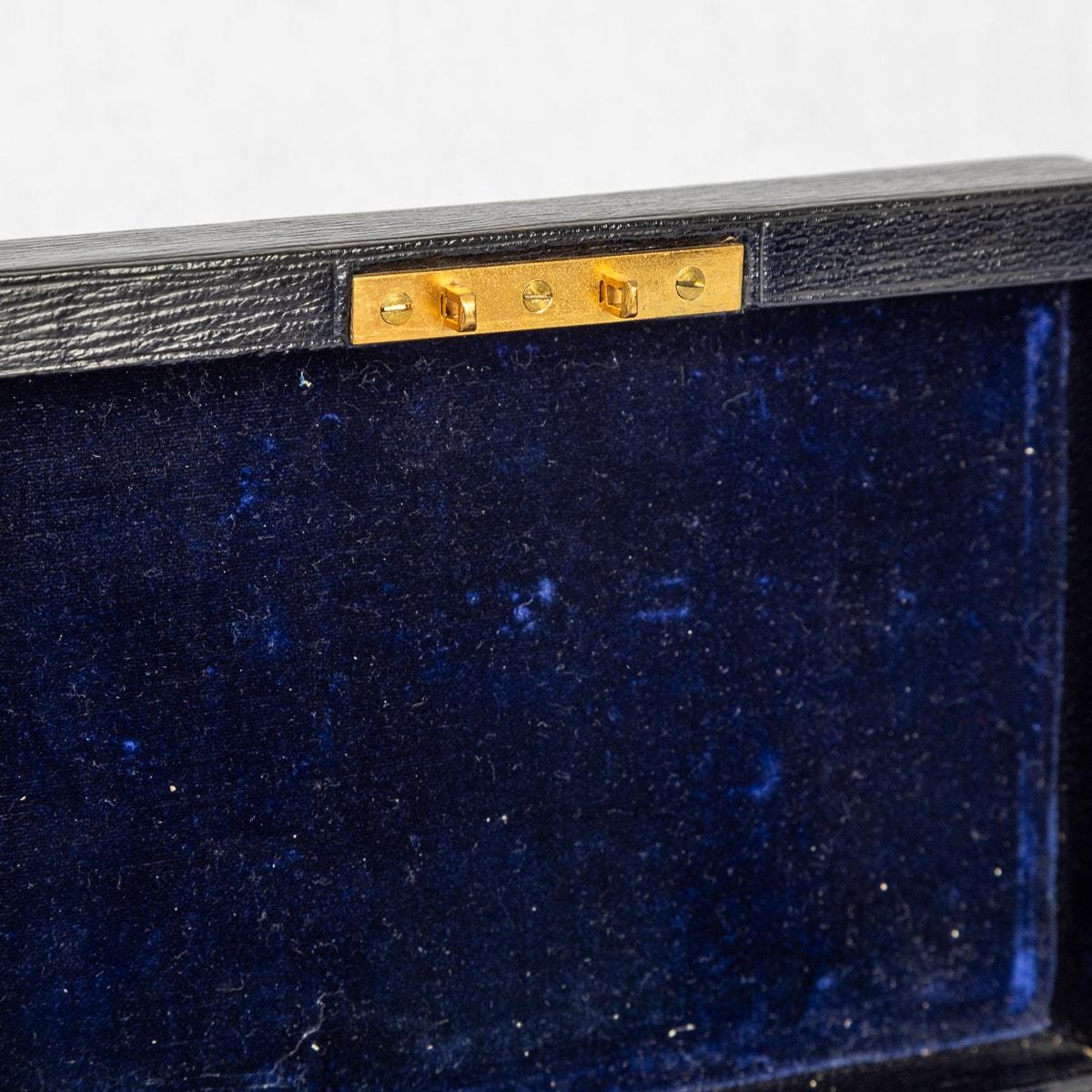 20th Century Leather Jewellery Box, c.1920 For Sale 8