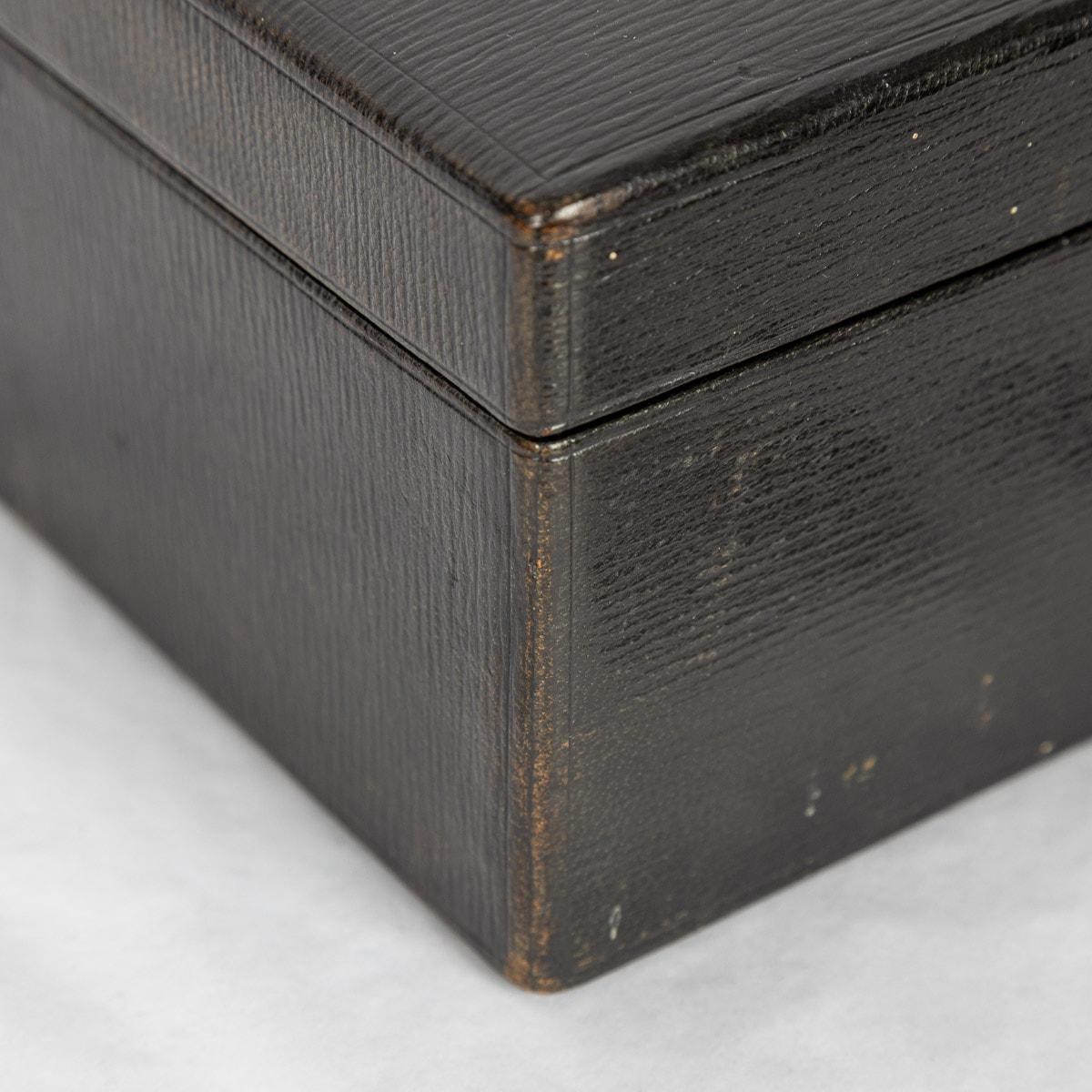 20th Century Leather Jewellery Box, c.1920 For Sale 13