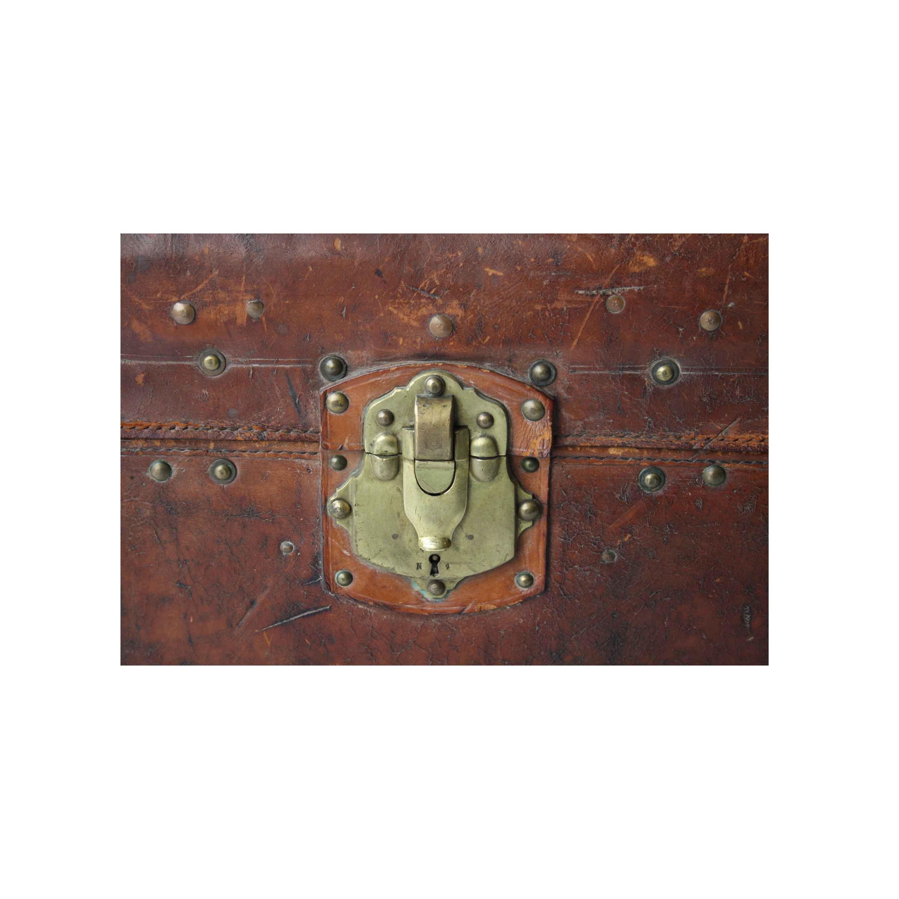 20th Century Leather Metal Haitian Trunk In Good Condition In Madrid, ES