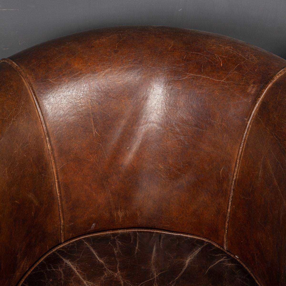 20th Century Leather Tub Chairs, c.1980 For Sale 4