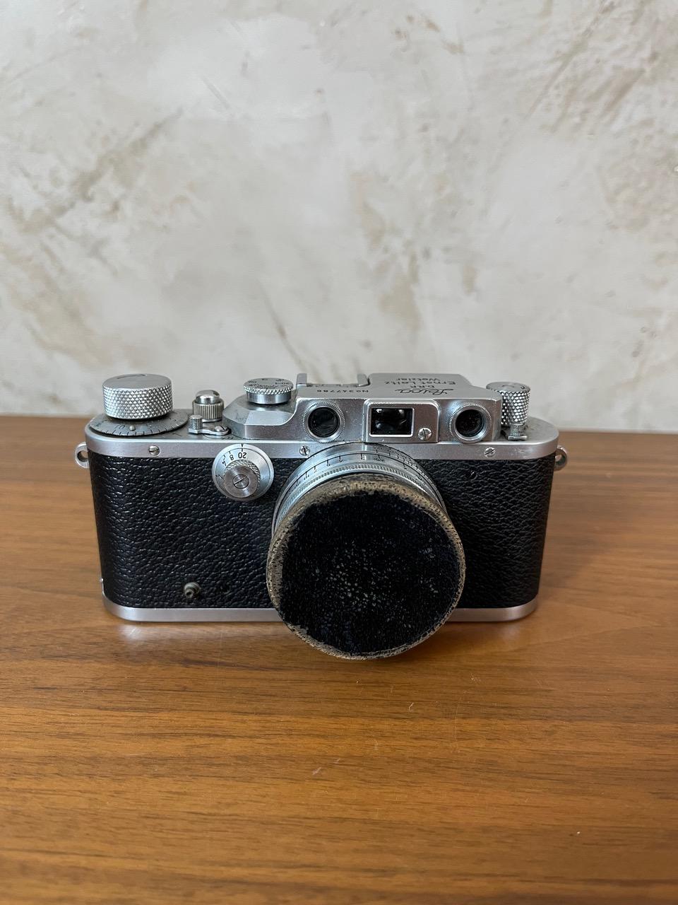 Appareil photo Leica du 20e siècle, années 1950 en vente 6