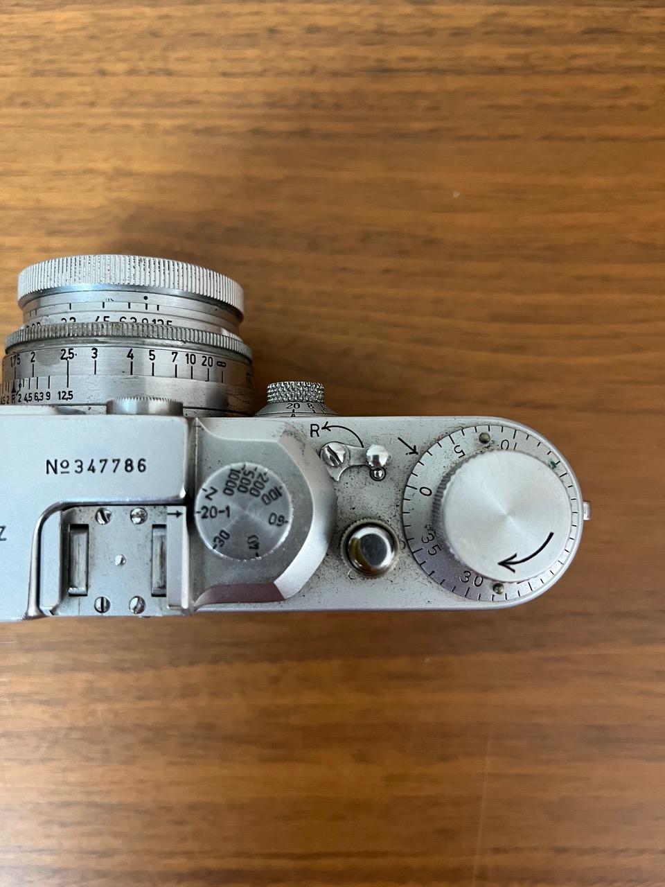 Appareil photo Leica du 20e siècle, années 1950 en vente 10
