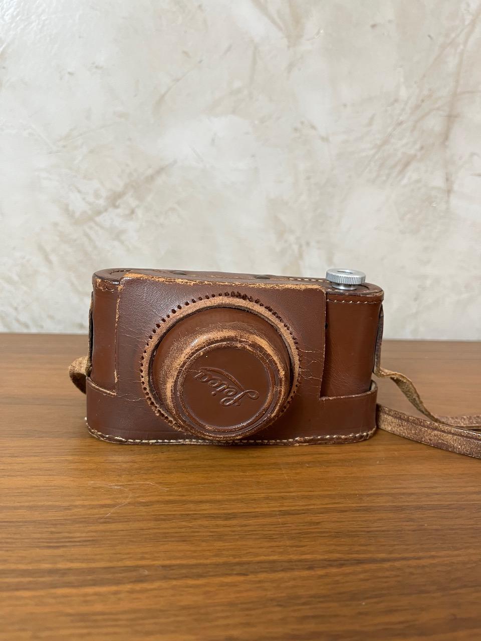 Allemand Appareil photo Leica du 20e siècle, années 1950 en vente