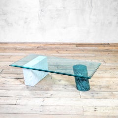 20e siècle Table à café en marbre Lella et Massimo Vignelli modèle Metafora