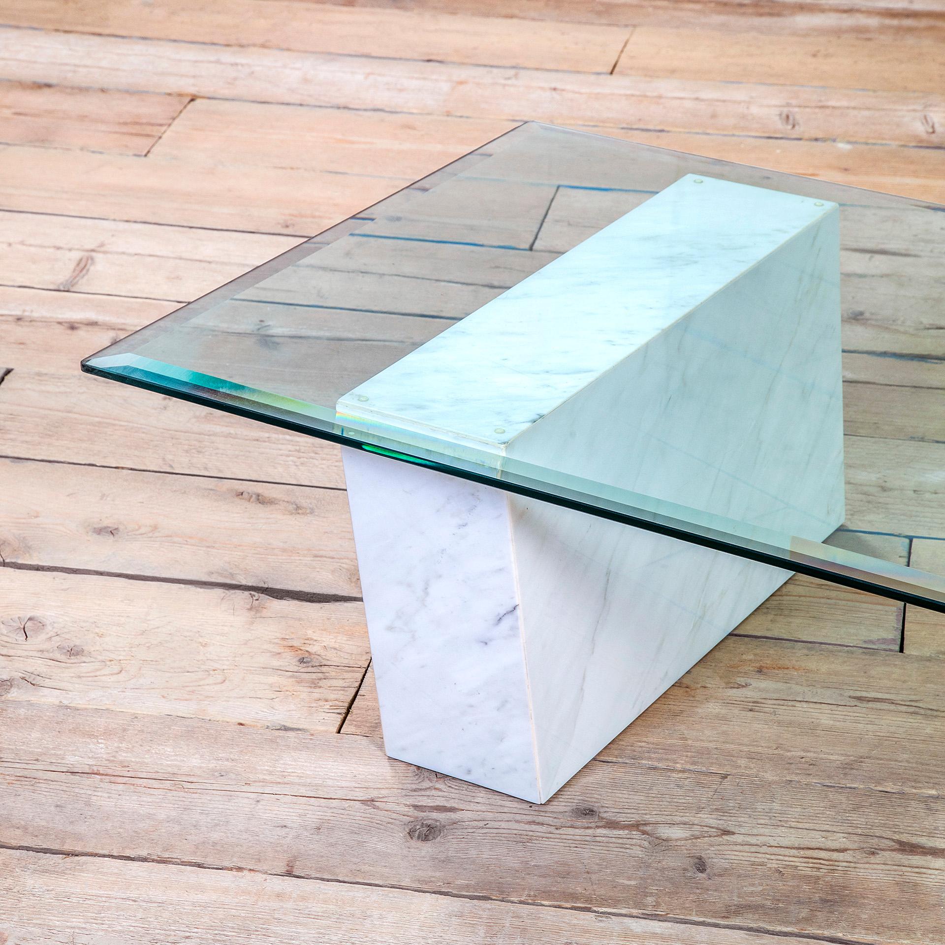 20th Century Lella and Massimo Vignelli Marble Coffe Table model Metafora In Good Condition For Sale In Turin, Turin