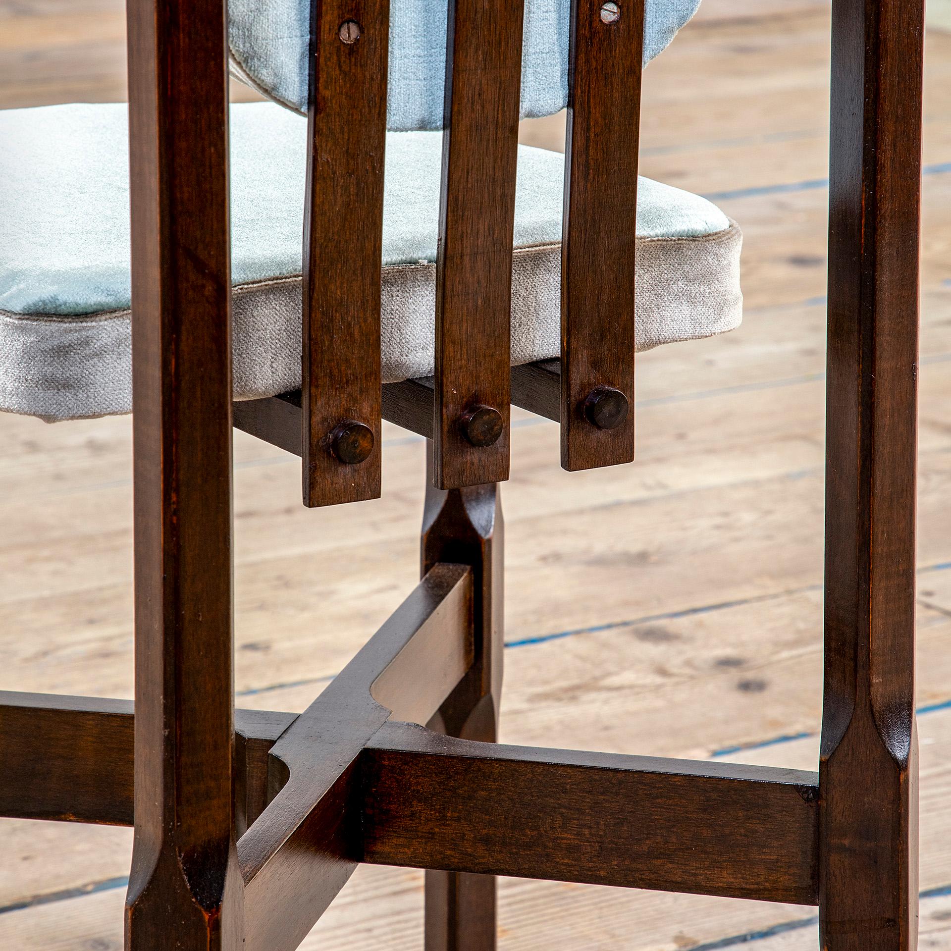 Velluto 20th Century, Leonardo Fiori for ISA Bergamo Set of Six Wooden Chairs in vendita