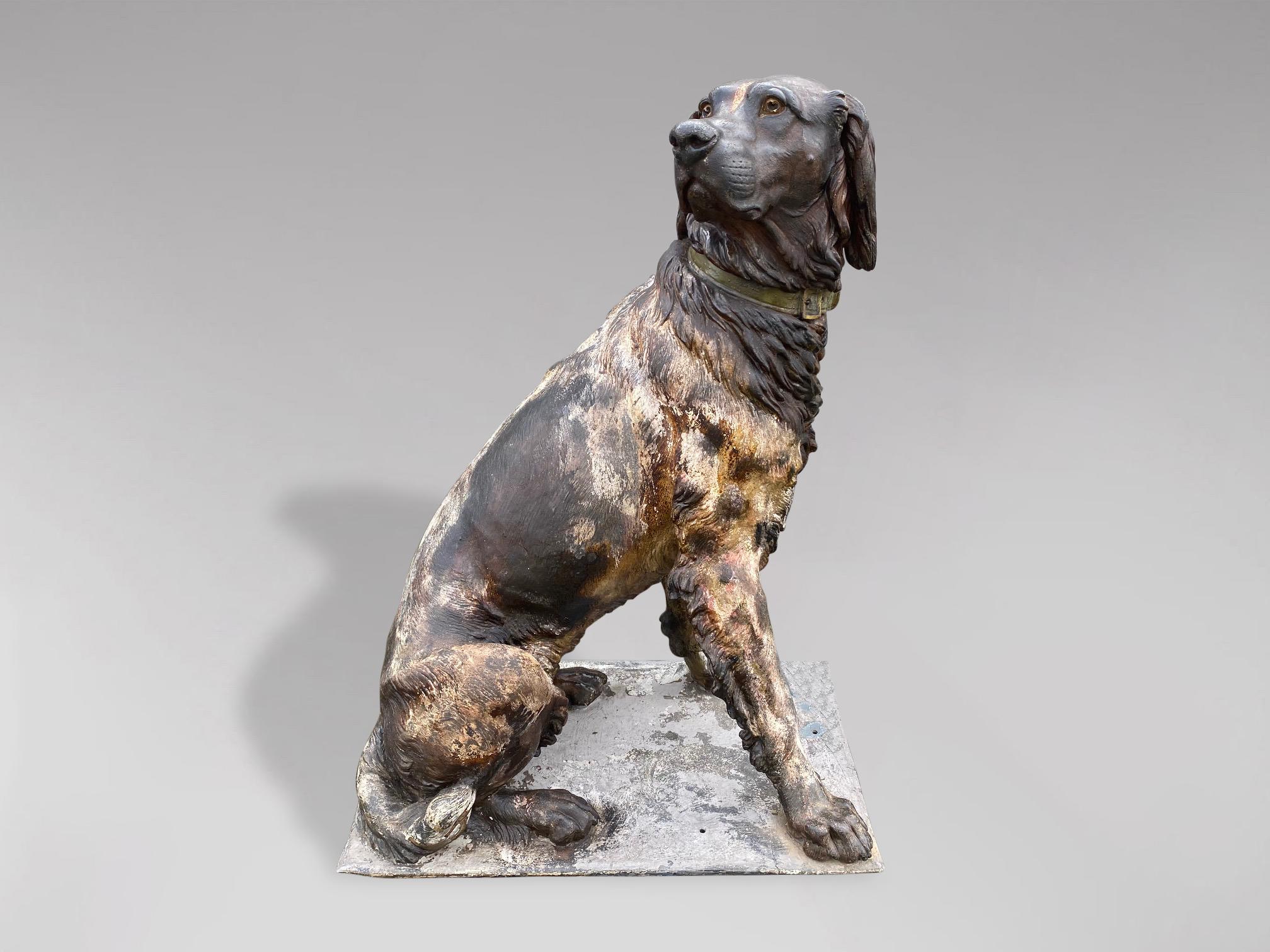 Allemand Statue en fonte grandeur nature d'un chien de chasse du 20e siècle en vente