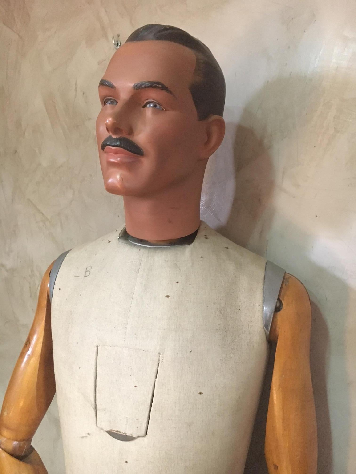 20th Century Life-Size French Siegel Paris Plaster Mannequin, 1930s In Good Condition In LEGNY, FR