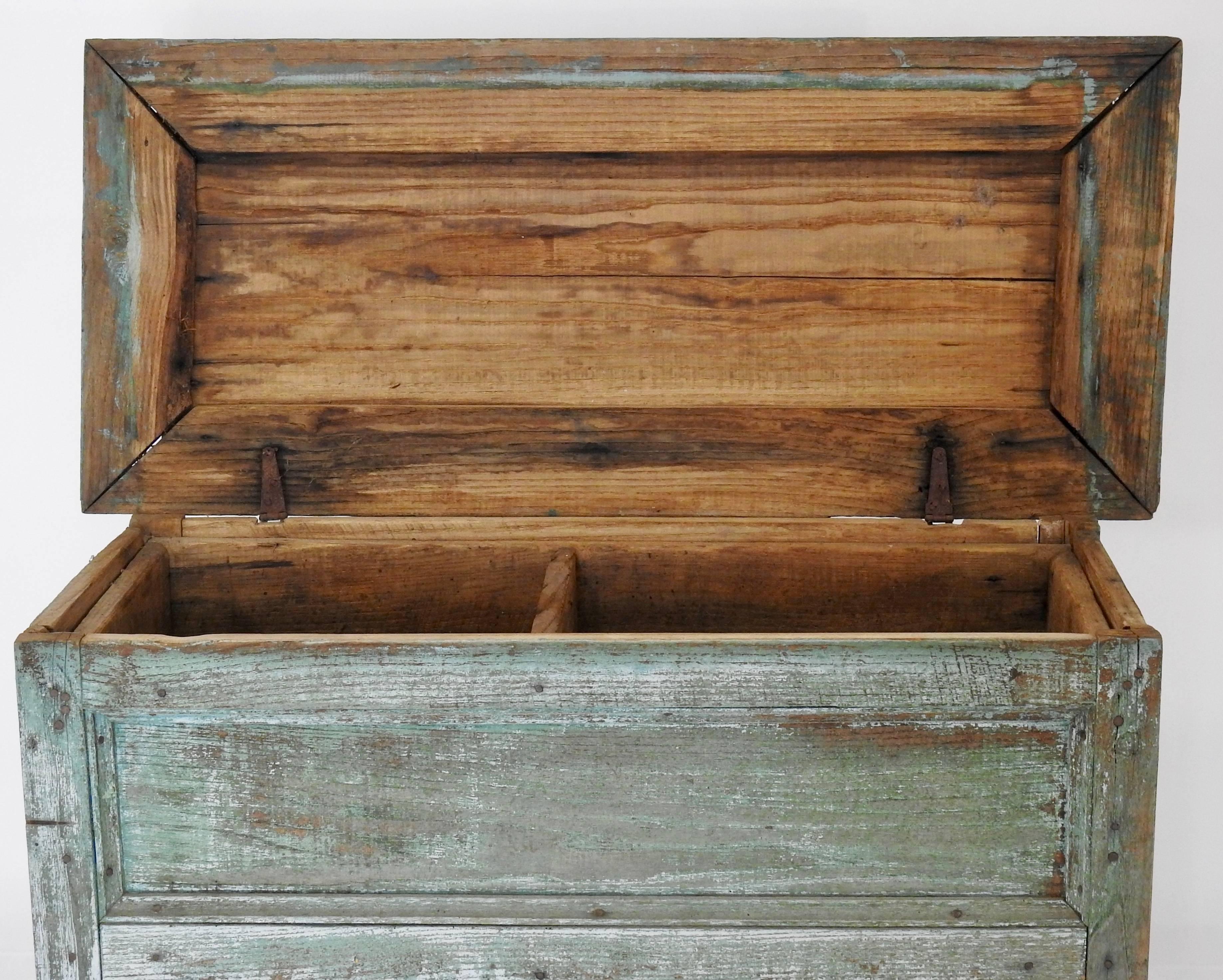 20th Century Lift Top Storage Chest For Sale 1
