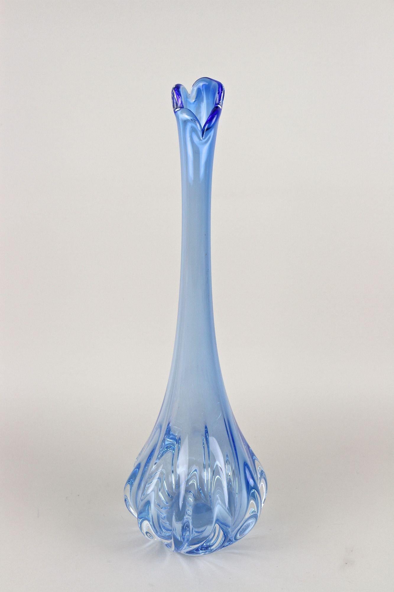 20th Century Light Blue Murano Glass Long Neck Vase, Italy circa 1970 For Sale 6