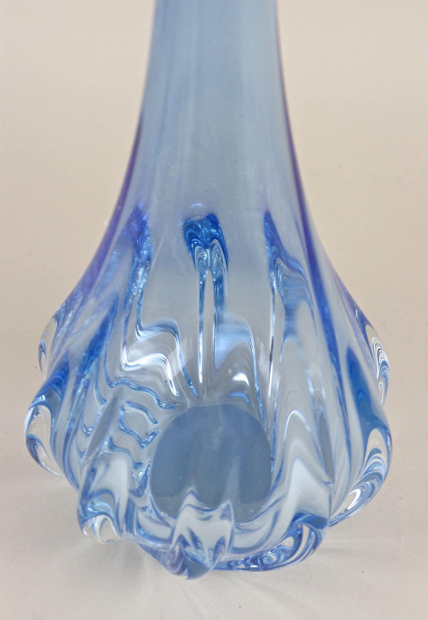 20th Century Light Blue Murano Glass Long Neck Vase, Italy circa 1970 For Sale 3