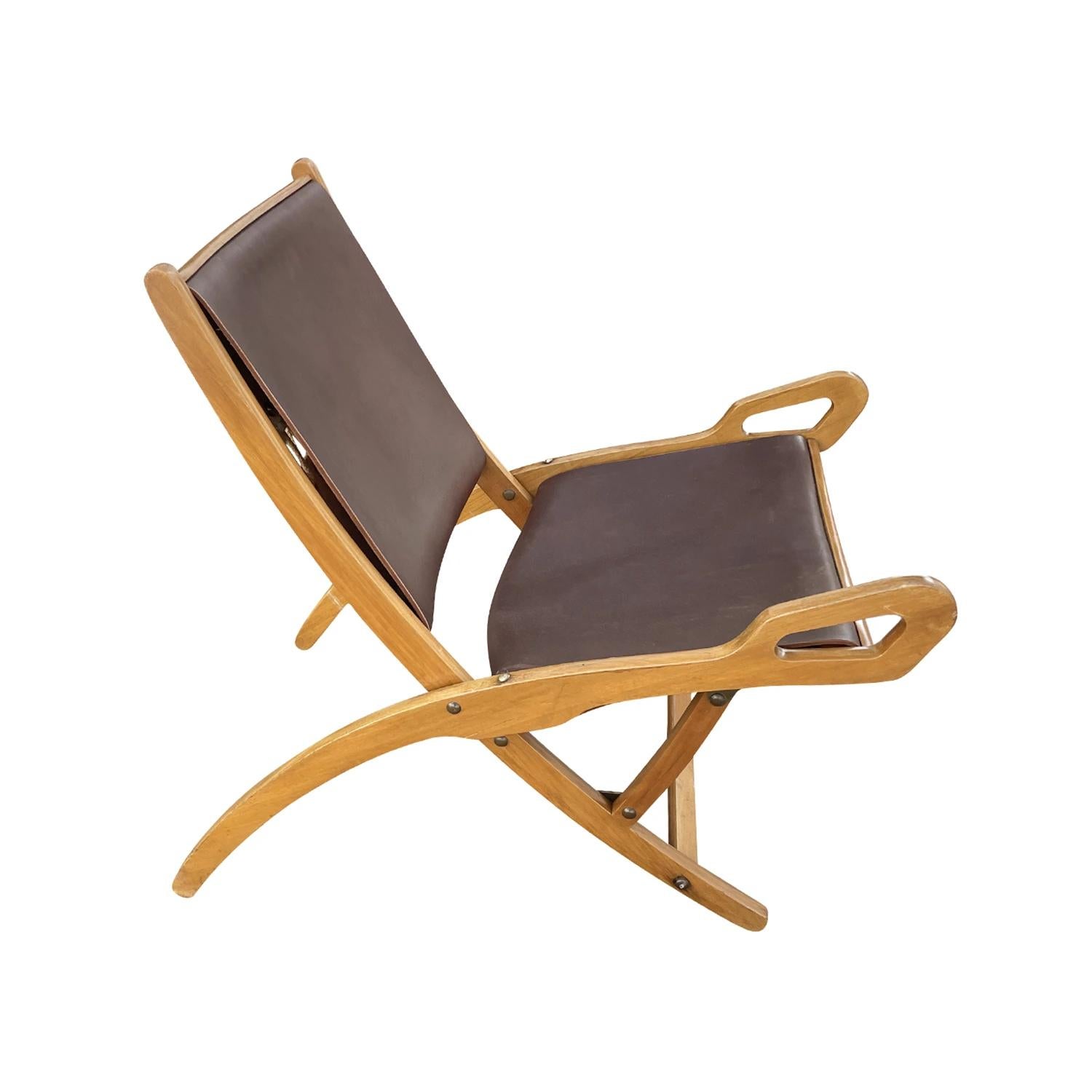 Mid-Century Modern 20th Century Italian Vintage Walnut Ninfea Folding Side Chair by Gio Ponti For Sale