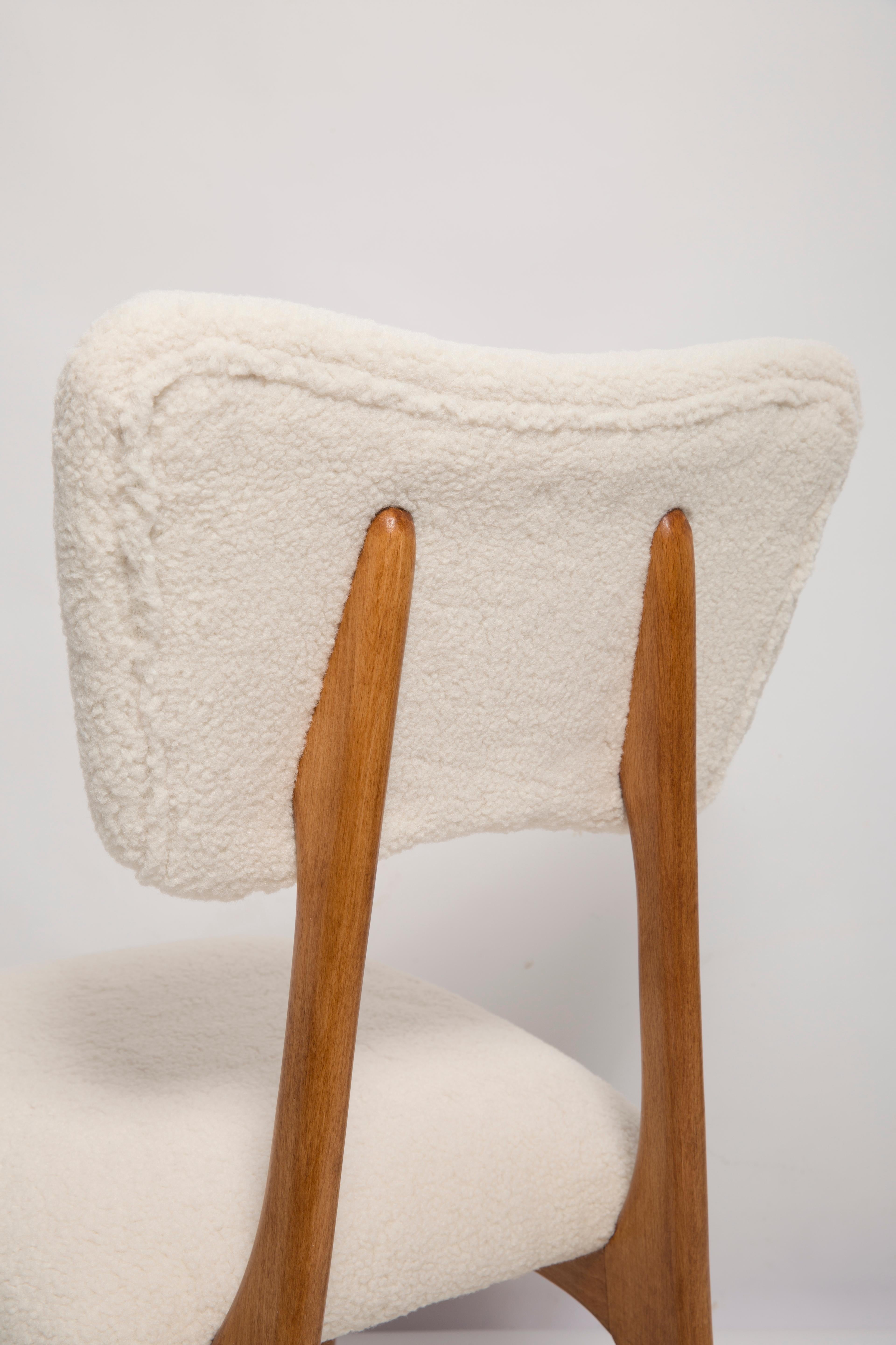 20th Century Light Crème Boucle Oak Wood Butterfly Chair, Europe, 1960 For Sale 2