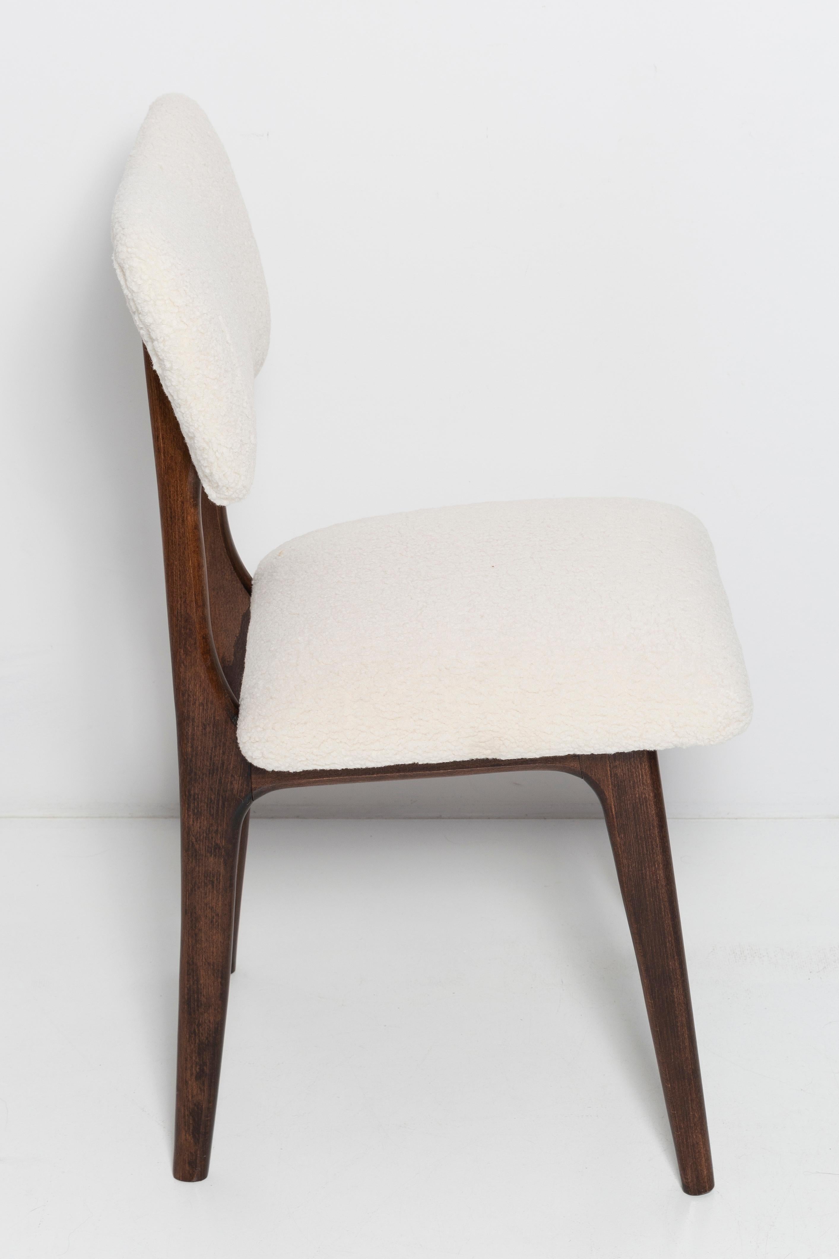 Hand-Crafted 20th Century Light Crème Boucle Walnut Wood Butterfly Chair, Europe, 1960. For Sale