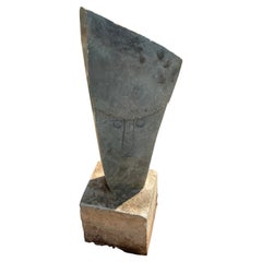 Scultura in pietra calcarea del XX secolo