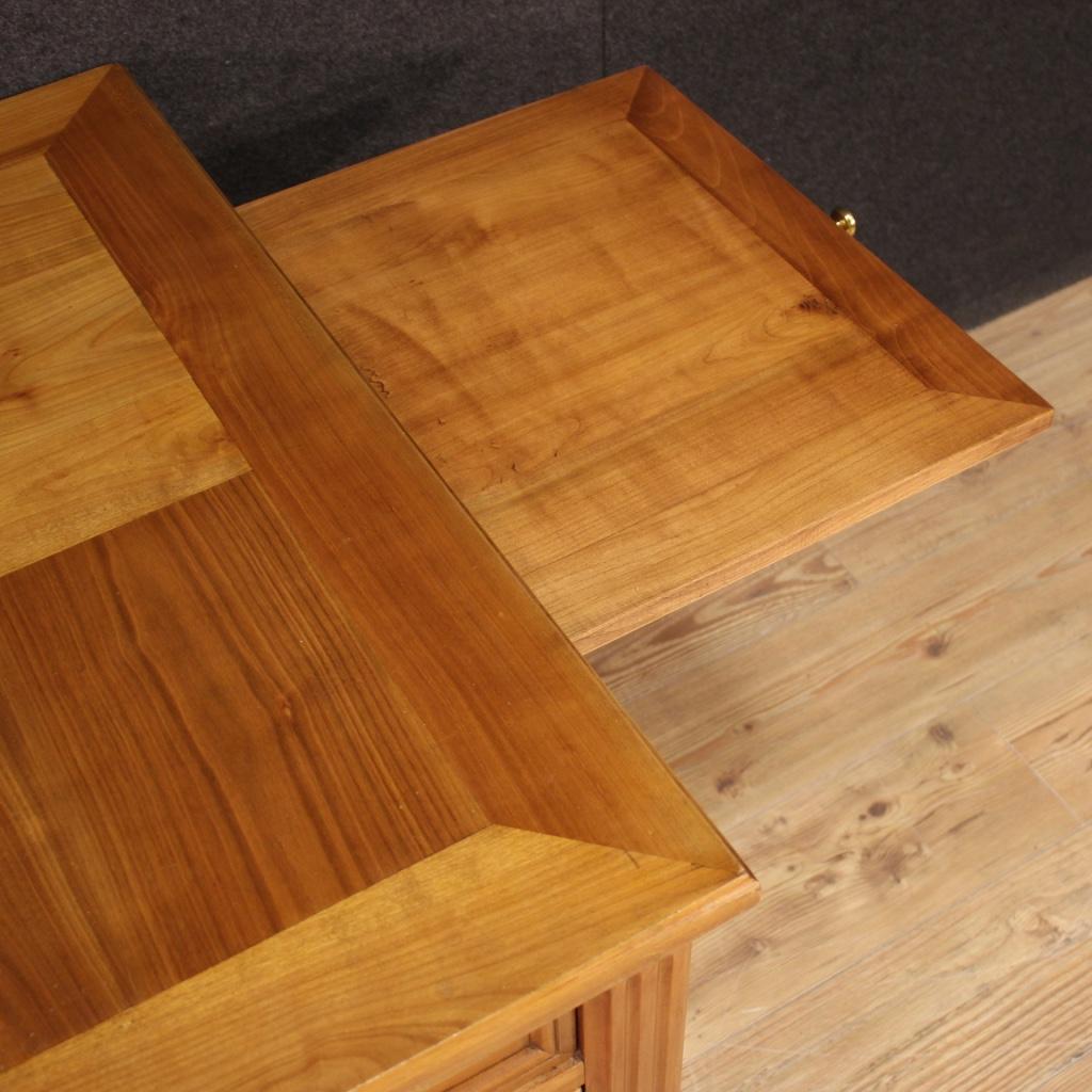 20. Jahrhundert Wohnzimmer Kirschbaum und Obstholz Französisch Schreibtisch, 1960 im Angebot 3