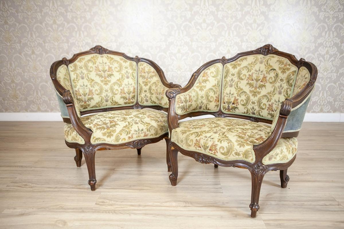 Rococo Revival Walnut Living Room Set From the Early 20th Century - 3 Pieces In Good Condition For Sale In Opole, PL