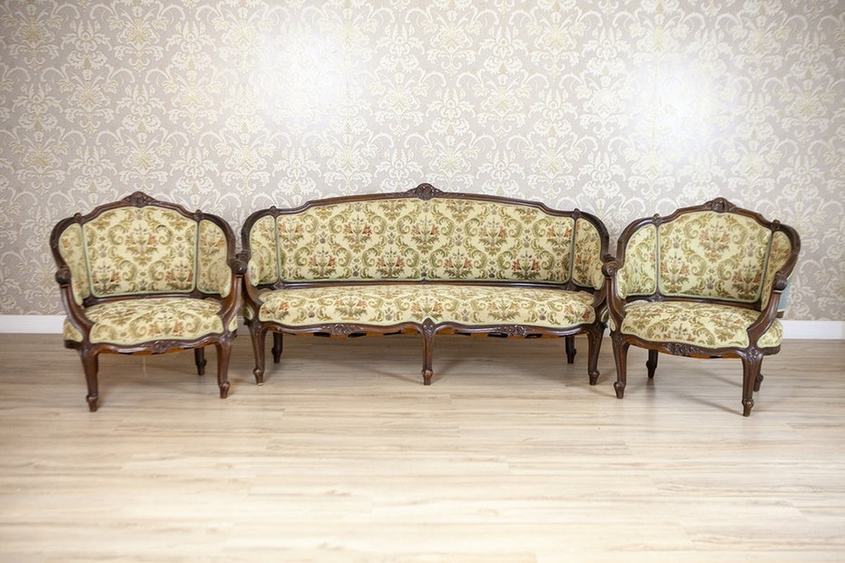 Rococo Revival Walnut Living Room Set From the Early 20th Century - 3 Pieces
