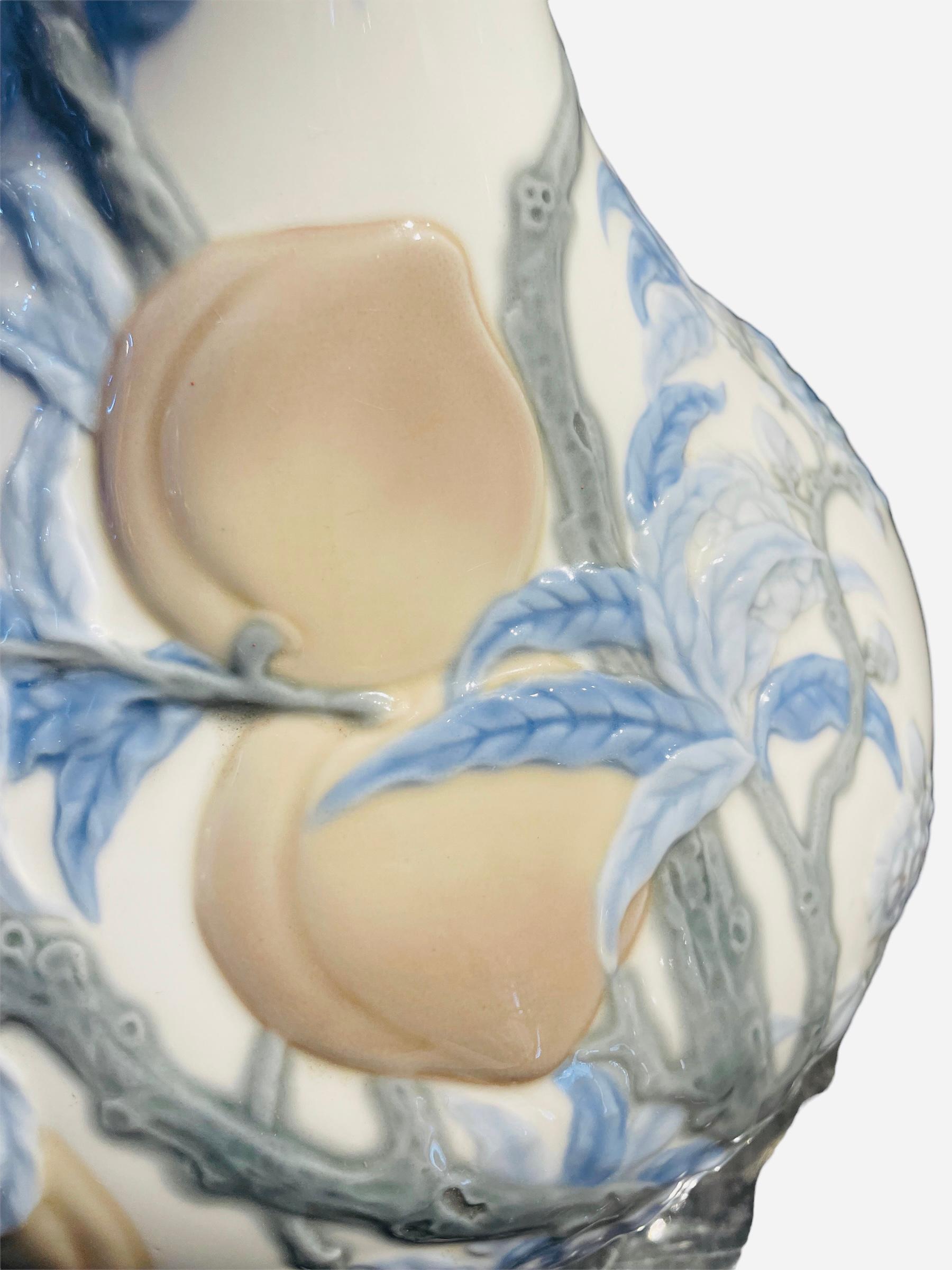 20th Century Lladro Porcelain Gourd Vase For Sale 3