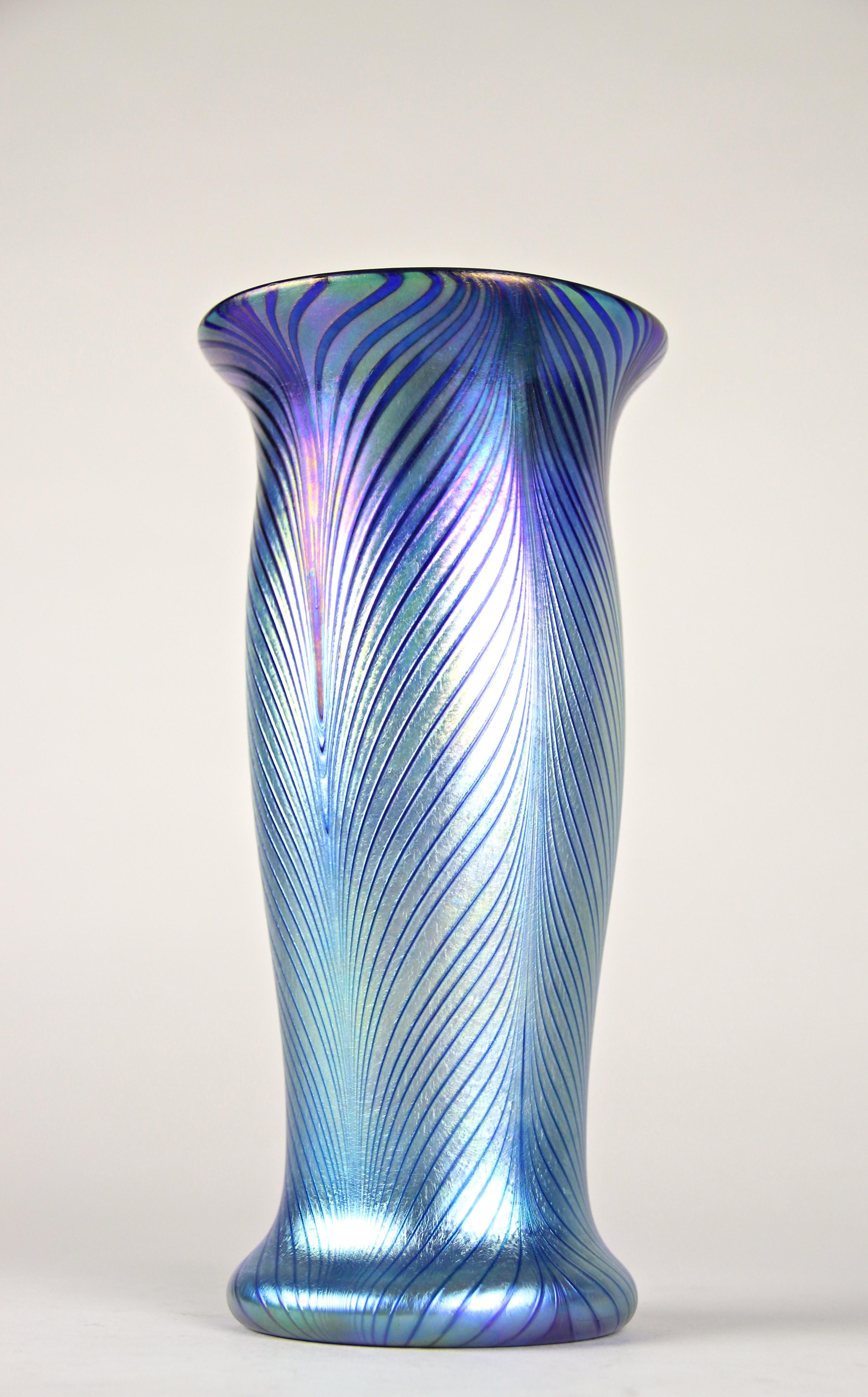 Art Nouveau 20th Century Loetz Witwe Glass Vase with Feather Decor Iriscident, CZ circa 1905
