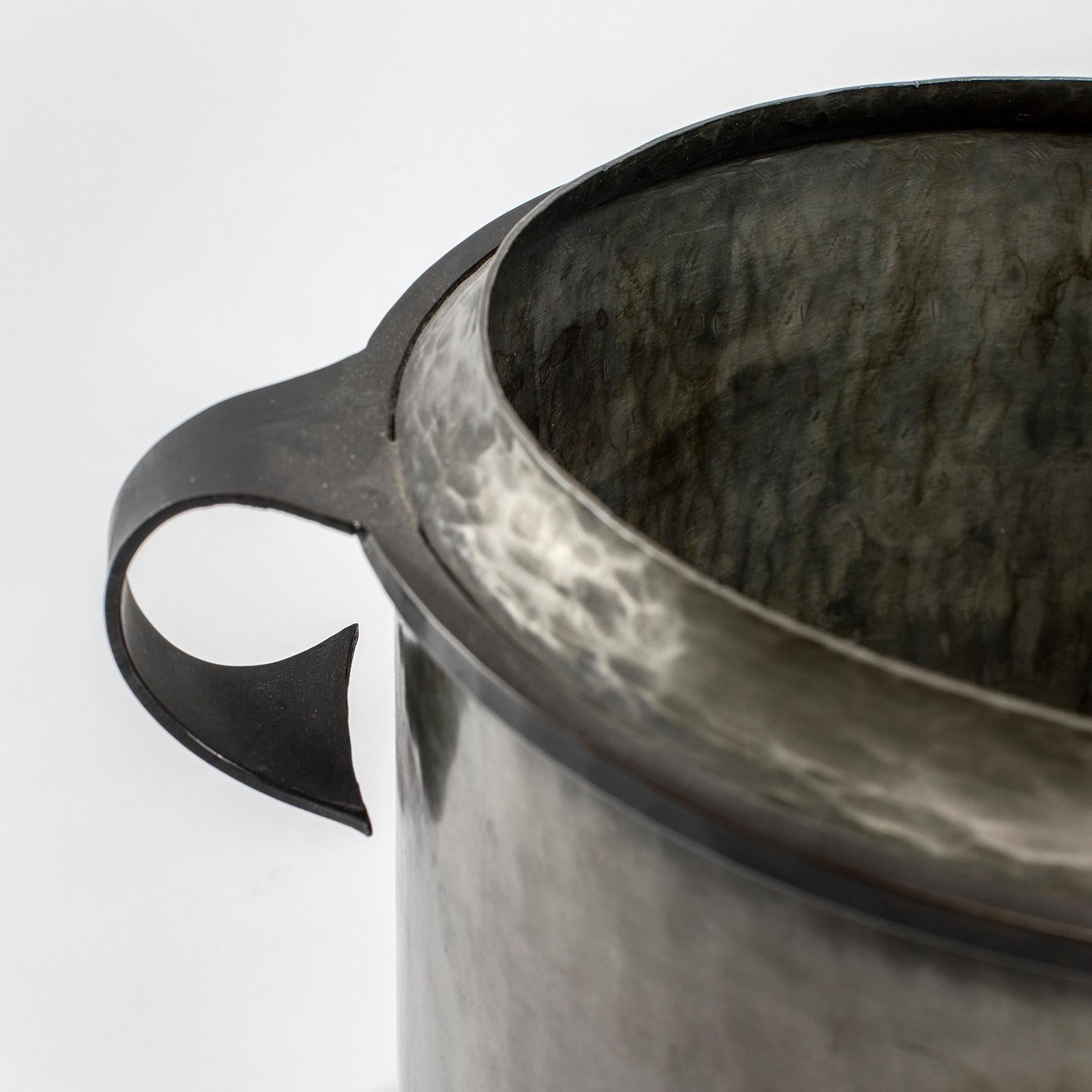 20th Century Lorenzo Burchiellaro Pewter Ice Basket, 60s In Good Condition For Sale In Turin, Turin