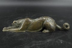Début du 20e siècle, sculpture de lévrier en bronze de Louis Albert Carvin