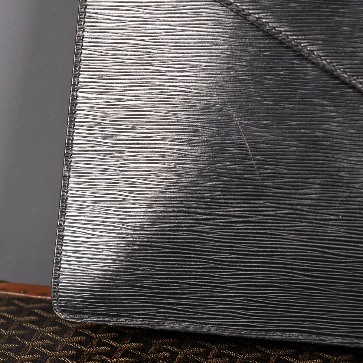 20th Century Louis Vuitton Black Epi Leather Document Case, Made In France c1990 For Sale 4