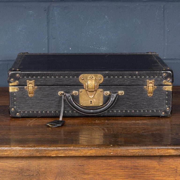 20th Century Louis Vuitton Briefcase Finished in Black Epi Leather, France  For Sale at 1stDibs