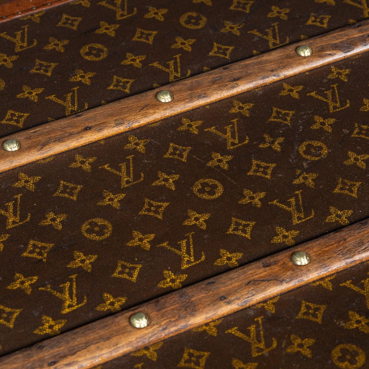 20th Century Louis Vuitton Cabin Trunk In Monogram Canvas, France c.1930 For Sale 7