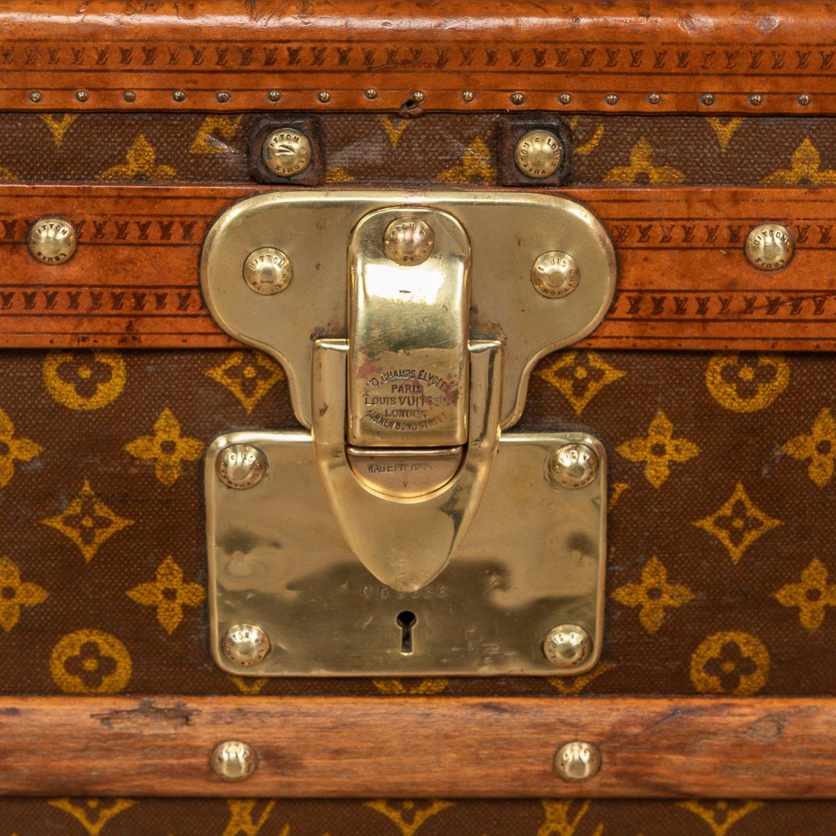 Louis Vuitton Cabine Koffer des 20. Jahrhunderts aus Monogramm-Leinwand, Frankreich, um 1930 im Angebot 13