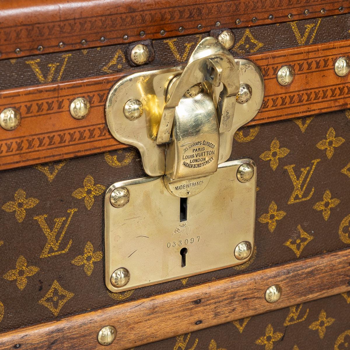 20th Century Louis Vuitton Cabin Trunk In Monogram Canvas, France c.1930 For Sale 12